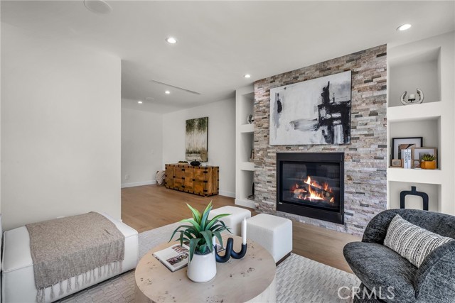 5110 Greenbush Avenue, Sherman Oaks CA: https://media.crmls.org/medias/1c00eea9-d6c3-4ec0-bed1-c3795ff29cd1.jpg