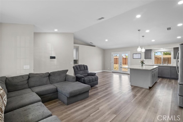 Detail Gallery Image 17 of 40 For 19018 Tule Way, Lake Elsinore,  CA 92530 - 3 Beds | 2 Baths