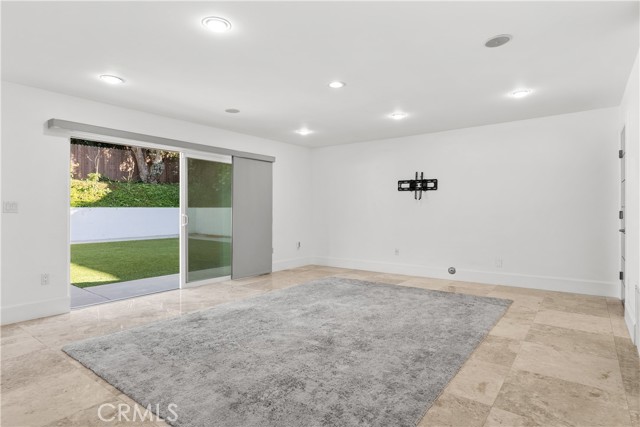 16544 Park Lane Drive, Los Angeles CA: https://media.crmls.org/medias/1c014e24-d00a-4fc5-9535-ab9f23912a52.jpg