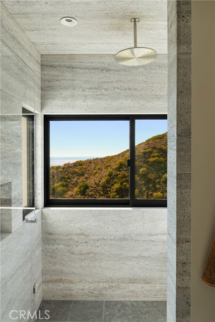 Detail Gallery Image 21 of 30 For 5941 Trancas Canyon Rd, Malibu,  CA 90265 - 7 Beds | 7/2 Baths