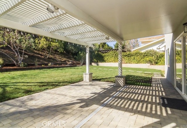 Detail Gallery Image 7 of 7 For 5021 Dantes View Dr, Calabasas,  CA 91301 - 4 Beds | 3 Baths