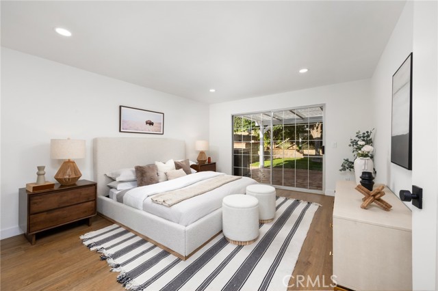 Detail Gallery Image 14 of 21 For 10012 Glade Ave, Chatsworth,  CA 91311 - 3 Beds | 2 Baths