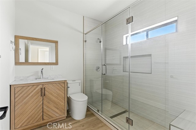 Detail Gallery Image 16 of 20 For 1172 Wilton, Hollywood,  CA 90038 - 2 Beds | 1 Baths
