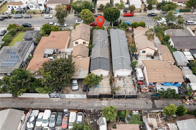 9514 Juniper Street, Los Angeles CA: https://media.crmls.org/medias/1c05fd4a-2b74-4dd4-bb37-5606e7f4ebca.jpg