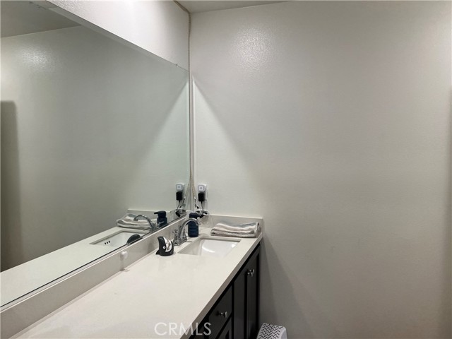 5758 Raven Way, Banning CA: https://media.crmls.org/medias/1c066790-fd72-4b5f-82af-df0ecfd1a908.jpg