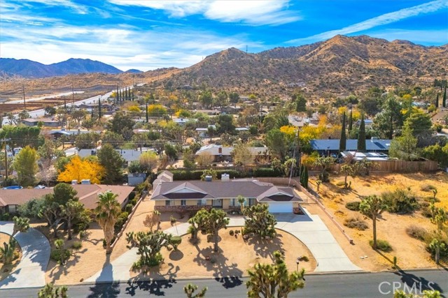 Detail Gallery Image 1 of 58 For 56833 Hidden Gold Dr, Yucca Valley,  CA 92284 - 3 Beds | 2 Baths