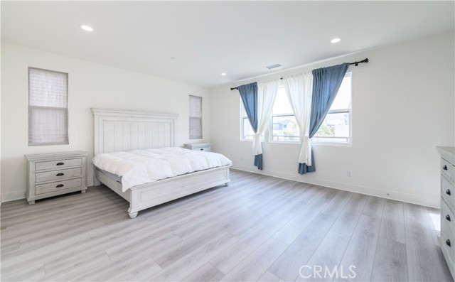 Detail Gallery Image 22 of 43 For 100 Draw, Irvine,  CA 92618 - 4 Beds | 4/1 Baths