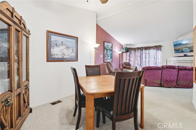 Detail Gallery Image 8 of 42 For 1043 Kite, Vista,  CA 92081 - 3 Beds | 2 Baths