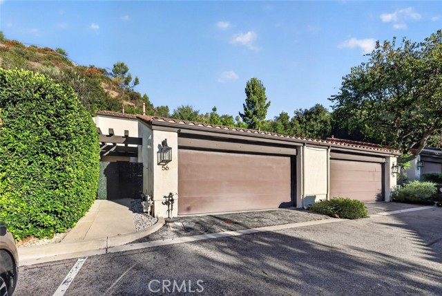 56 Glenflow Court photo 1