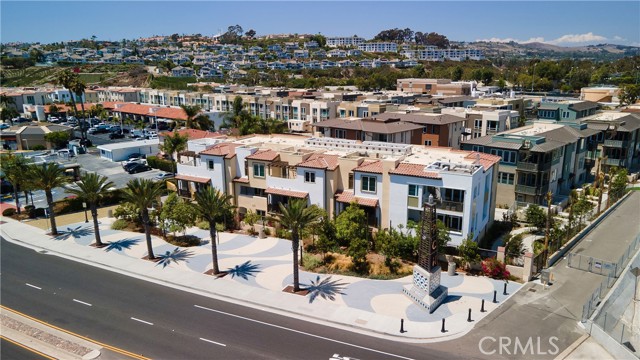 1523 Doheny Way, Dana Point CA: https://media.crmls.org/medias/1c092440-de65-4efd-b32b-800d7eb195e9.jpg