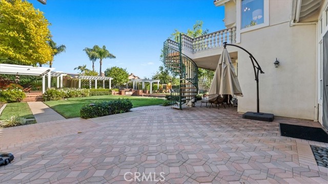 Image 44 of 62 For 2162 Euclid Avenue