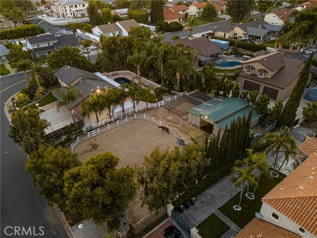 17927 Sun Hill Drive, Yorba Linda CA: https://media.crmls.org/medias/1c09e9af-dfb9-431b-adc9-2eb90d741a22.jpg