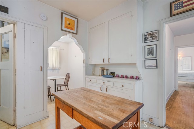 Detail Gallery Image 13 of 25 For 1224 Oberlin Dr, Glendale,  CA 91205 - 1 Beds | 1 Baths
