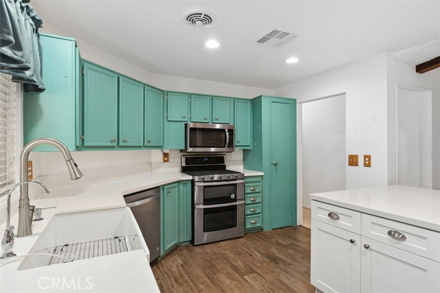 Detail Gallery Image 5 of 49 For 33642 Harvest, Wildomar,  CA 92595 - 3 Beds | 2 Baths