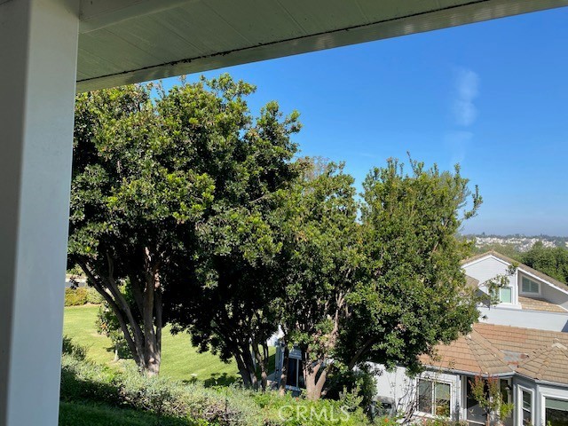 https://media.crmls.org/medias/1c0ab660-b610-4a9f-923c-250aadadfef4.jpg?preset=X-Large