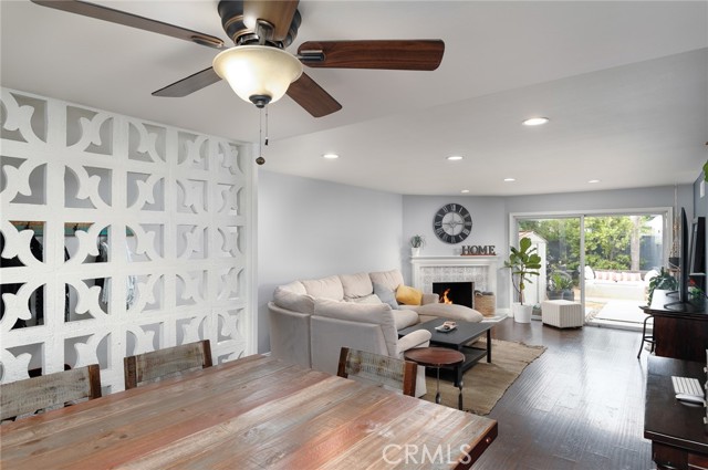 1c0aeb42 339f 4192 B323 1ae844eed800