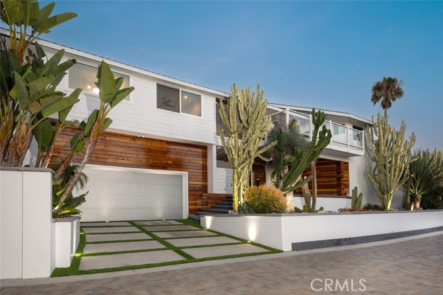 Front Image Thumbnail for CROC26157992