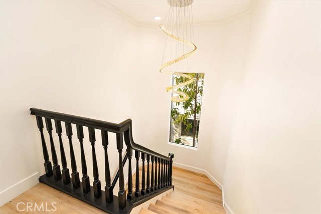 Image 21 of 43 For 23108 Los Codona Avenue