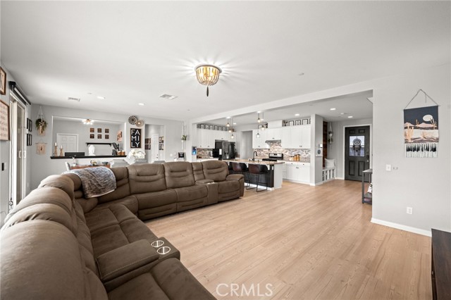 Detail Gallery Image 18 of 72 For 30305 Slate St, Murrieta,  CA 92563 - 5 Beds | 3 Baths