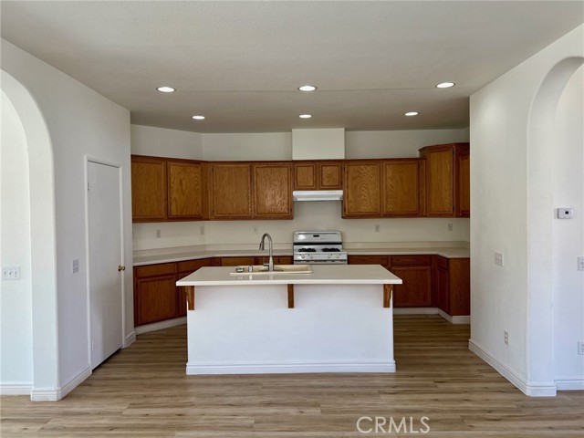 Detail Gallery Image 10 of 26 For 12237 Luna Rd, Victorville,  CA 92392 - 3 Beds | 2 Baths