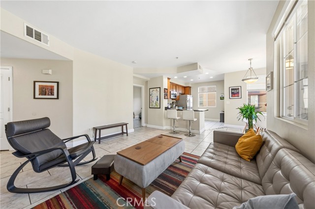 Detail Gallery Image 7 of 33 For 360 W Avenue 26 #215,  Los Angeles,  CA 90031 - 3 Beds | 2 Baths