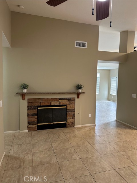 2165 Harris Street, Colton CA: https://media.crmls.org/medias/1c0f6b30-6cf5-4198-bc5d-d2d2f85bdf01.jpg