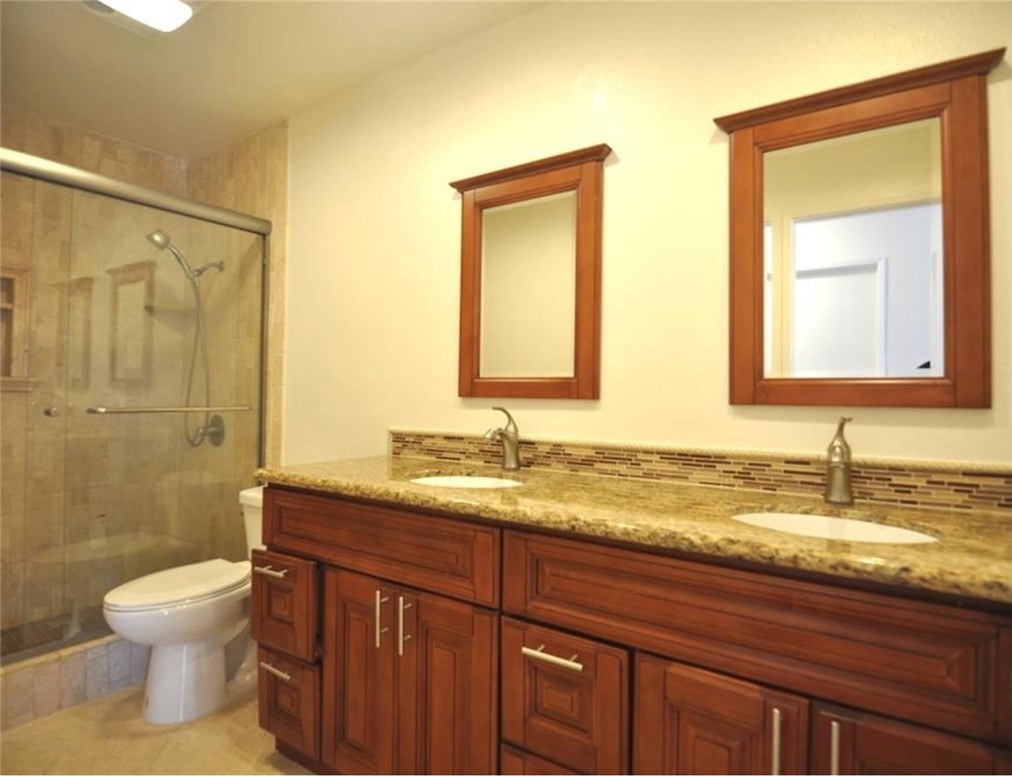 Detail Gallery Image 9 of 14 For 11251 Key West Ave #7,  Porter Ranch,  CA 91326 - 3 Beds | 2/1 Baths