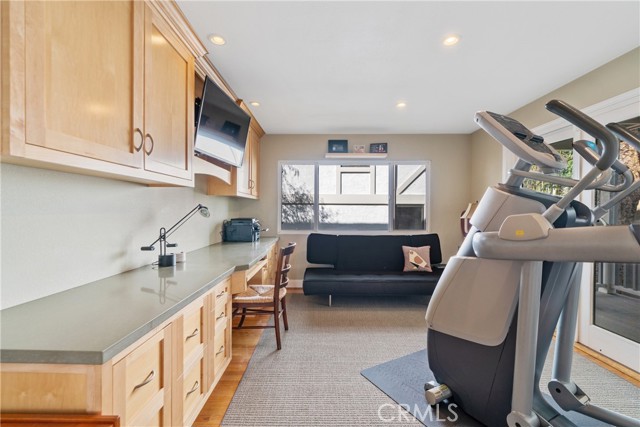 2213 Valley Drive, Manhattan Beach, California 90266, 4 Bedrooms Bedrooms, ,3 BathroomsBathrooms,Residential,Sold,Valley,SB22167937