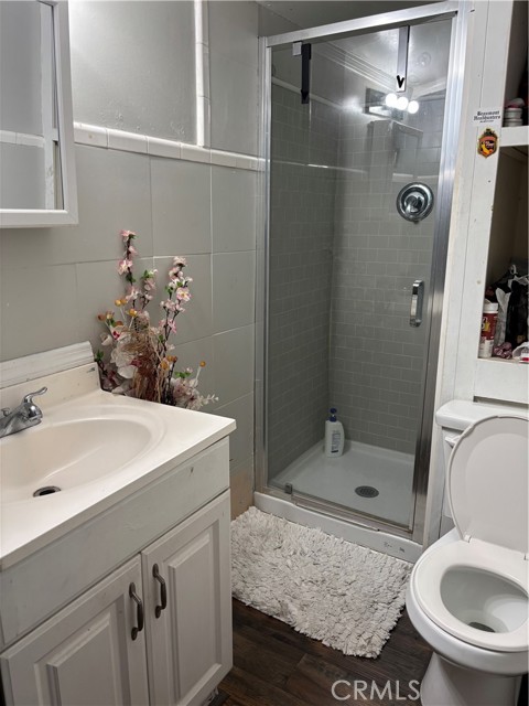 5620 & 5618 Cartwright Avenue, North Hollywood CA: https://media.crmls.org/medias/1c10ad08-84af-4026-bf4c-eb1d023cdefd.jpg