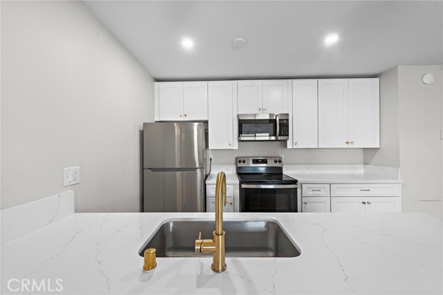 Detail Gallery Image 5 of 23 For 6679 Unit 36 Linda Vista Road #36,  –,  CA 92111 - 2 Beds | 2 Baths