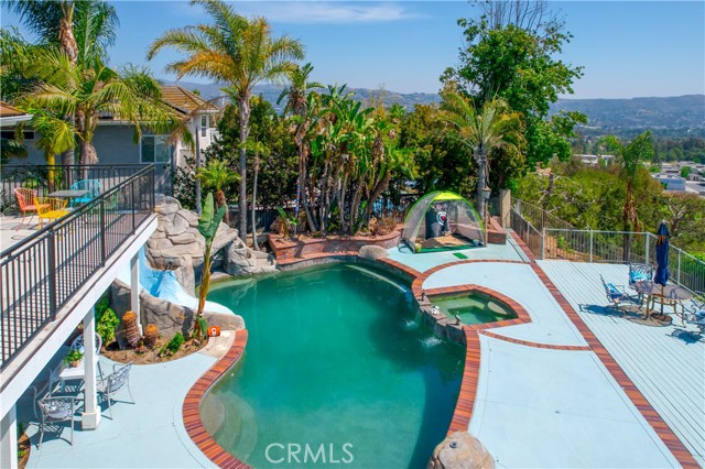 21620 Brisbane Way, Yorba Linda CA: https://media.crmls.org/medias/1c1213e5-9e07-4d47-9b3d-76d276447b6f.jpg