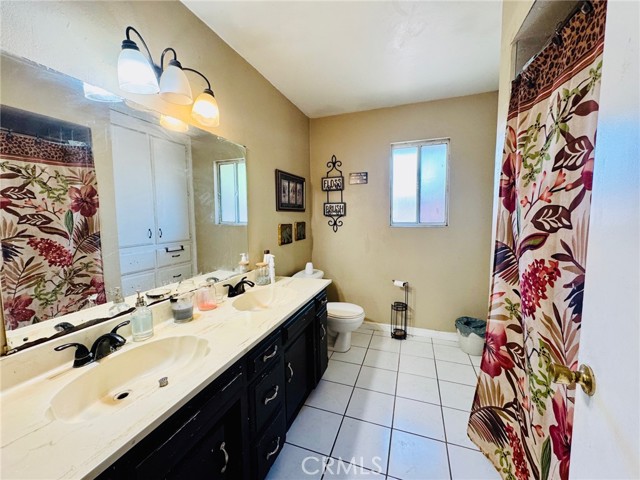 Detail Gallery Image 22 of 32 For 3208 Sunview Dr, Bakersfield,  CA 93306 - 3 Beds | 2 Baths