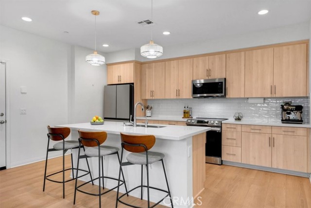 10243 Graphite Street, Spring Valley CA: https://media.crmls.org/medias/1c12c38f-2097-4d77-b37d-4e2b0009efcc.jpg