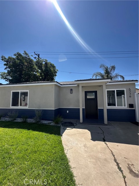 5776 Lockheed Avenue, Whittier CA: https://media.crmls.org/medias/1c12fc2b-2599-42a7-9251-60d49727b43d.jpg