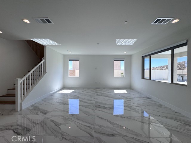 Detail Gallery Image 15 of 69 For 25061 River Peak Dr, Menifee,  CA 92586 - 5 Beds | 3 Baths