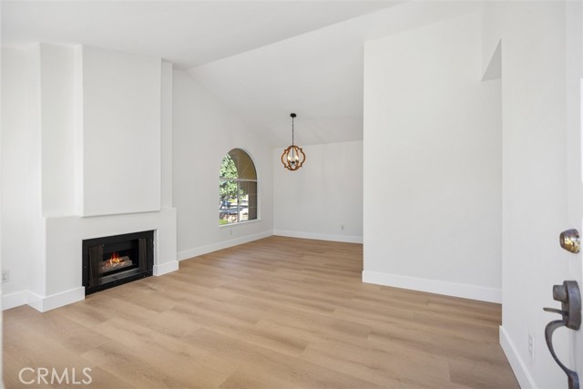 Detail Gallery Image 5 of 29 For 89 Alberti Aisle, Irvine,  CA 92614 - 2 Beds | 2 Baths