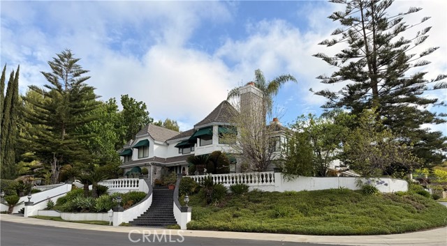 Detail Gallery Image 3 of 36 For 2759 N Chauncey, Orange,  CA 92867 - 6 Beds | 5 Baths