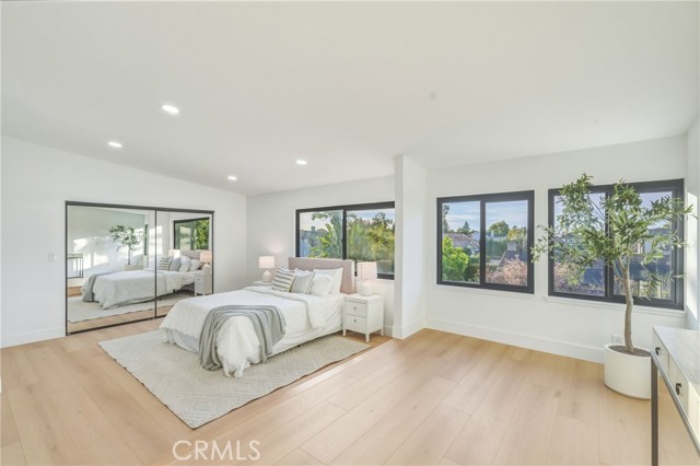 Detail Gallery Image 33 of 59 For 15335 Seine Cir, Irvine,  CA 92604 - 6 Beds | 4 Baths