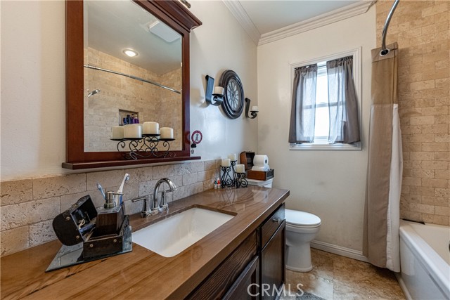 917 N Sanchez Street, Montebello CA: https://media.crmls.org/medias/1c13c13a-0efd-480f-a8eb-b2d19293ca96.jpg