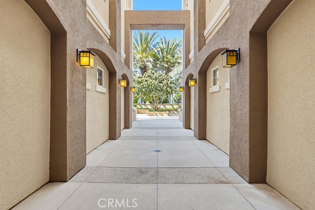 Image 45 of 75 For 13075 Pacific Promenade  115