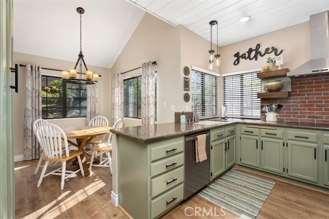 Detail Gallery Image 11 of 27 For 25311 Darlington, Mission Viejo,  CA 92692 - 3 Beds | 2/1 Baths