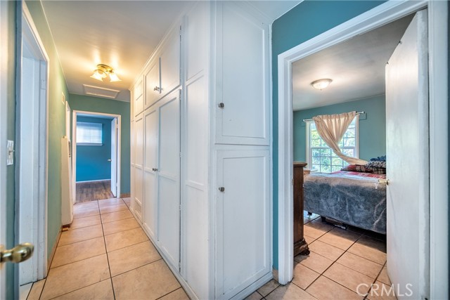 Detail Gallery Image 17 of 29 For 1582 Darby Ave, Pomona,  CA 91767 - 3 Beds | 1 Baths