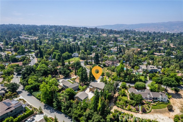 1377 Knoll Road, Redlands CA: https://media.crmls.org/medias/1c16a7c9-1025-46c4-ab57-39f79a01bc94.jpg