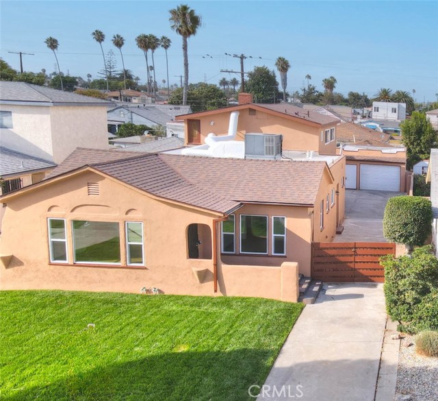 Detail Gallery Image 4 of 74 For 547 W 106th, Los Angeles,  CA 90044 - 3 Beds | 2 Baths