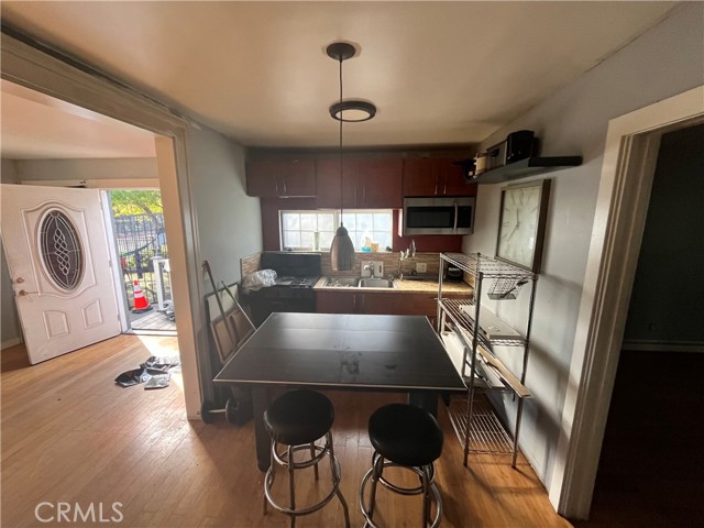 Detail Gallery Image 5 of 22 For 1361 W Vernon Ave, Los Angeles,  CA 90037 - – Beds | – Baths