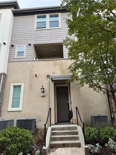 Detail Gallery Image 6 of 10 For 7368 Solstice, Rancho Cucamonga,  CA 91739 - 2 Beds | 2/1 Baths