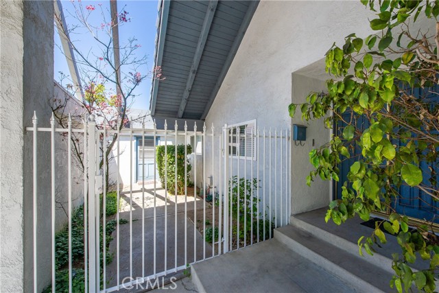 Detail Gallery Image 5 of 43 For 6188 Wimbledon Dr, Riverside,  CA 92506 - 4 Beds | 2 Baths