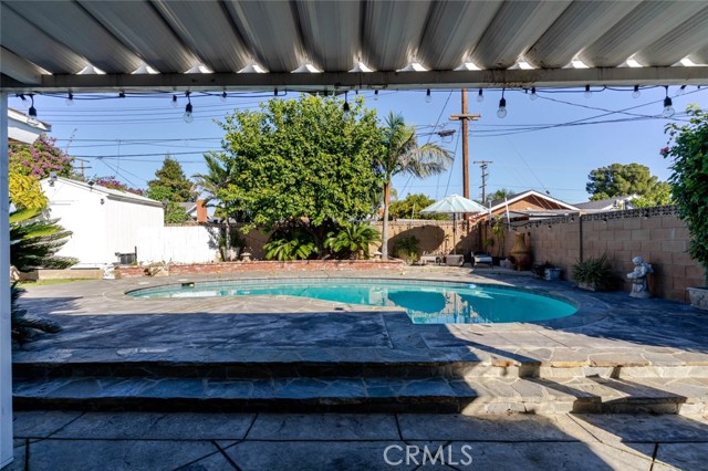 Detail Gallery Image 23 of 28 For 19833 Blythe St, Winnetka,  CA 91306 - 3 Beds | 2 Baths