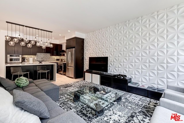 Detail Gallery Image 4 of 36 For 13045 Pacific Promenade #107,  Los Angeles,  CA 90094 - 1 Beds | 2 Baths