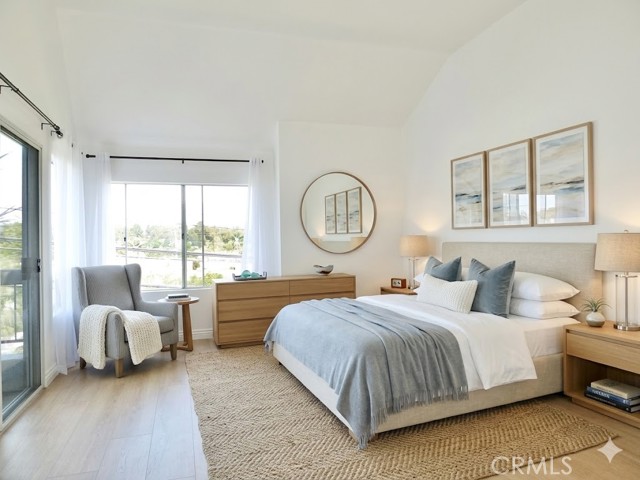 Detail Gallery Image 15 of 21 For 4739 E 4th, Long Beach,  CA 90814 - 2 Beds | 2 Baths